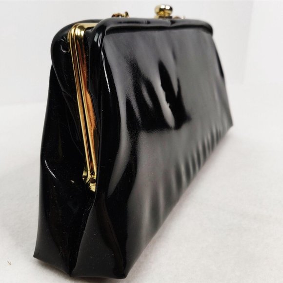 Vintage 1960s MCM Patent Leather Clutch Purse Handbag Gold Clasp Chain & Lining - Picture 3 of 6